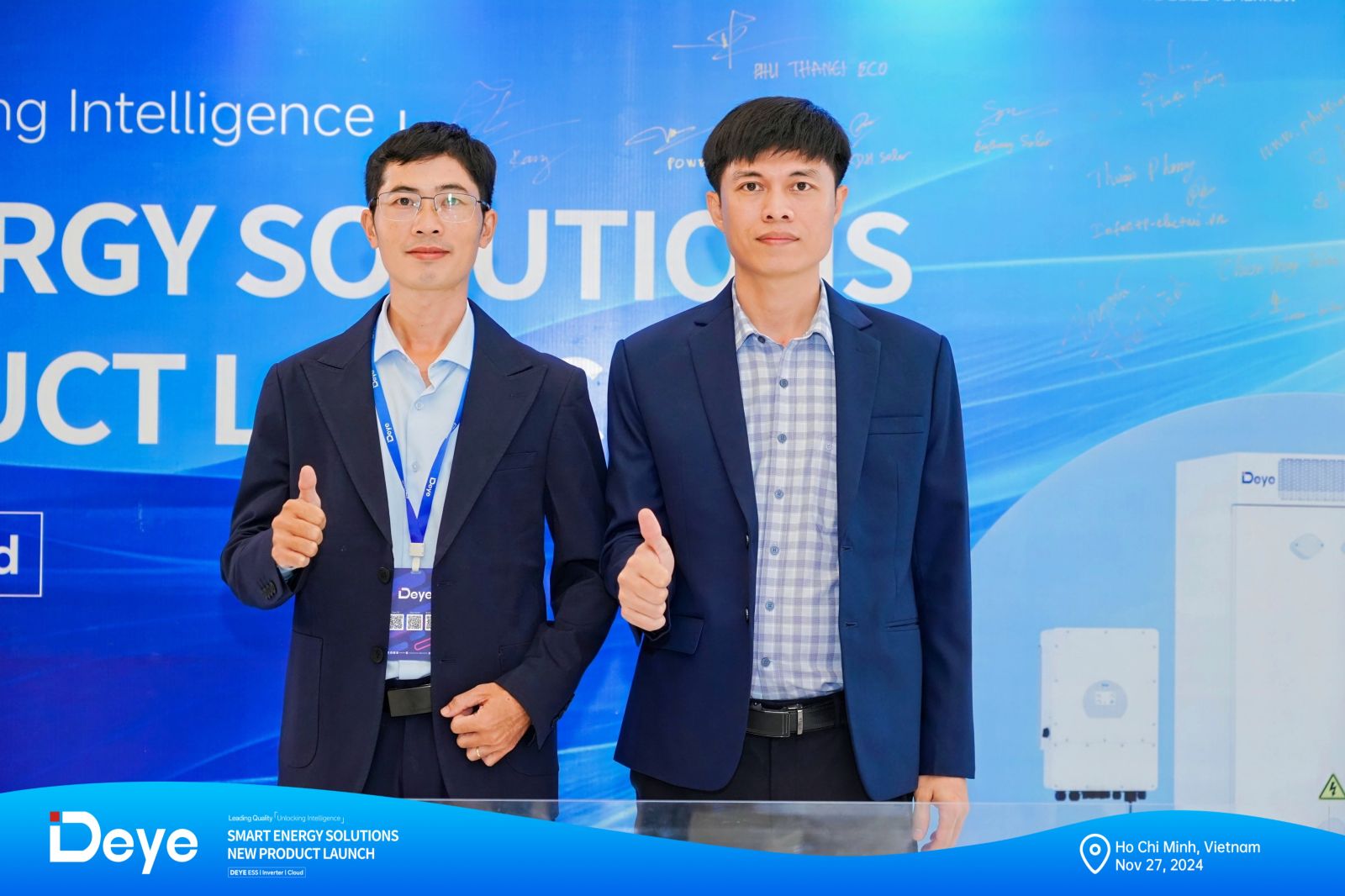 2 giám đốc Solar DH tại hội thảo Deye 