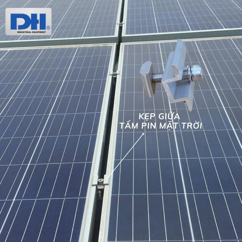 Ứng dụng kẹp giữa tấm Pin