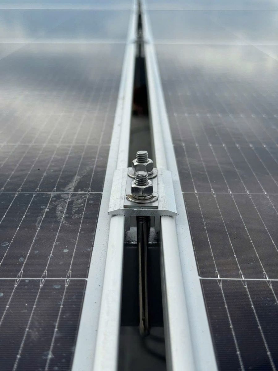 Ứng dụng kẹp xà gồ biên