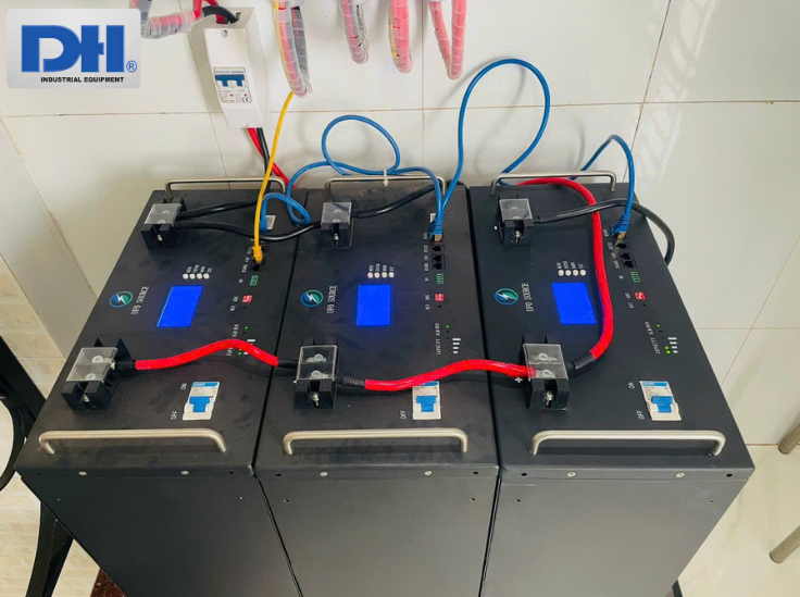 Pin lưu trữ Lithium UFO 51.2V 200Ah
