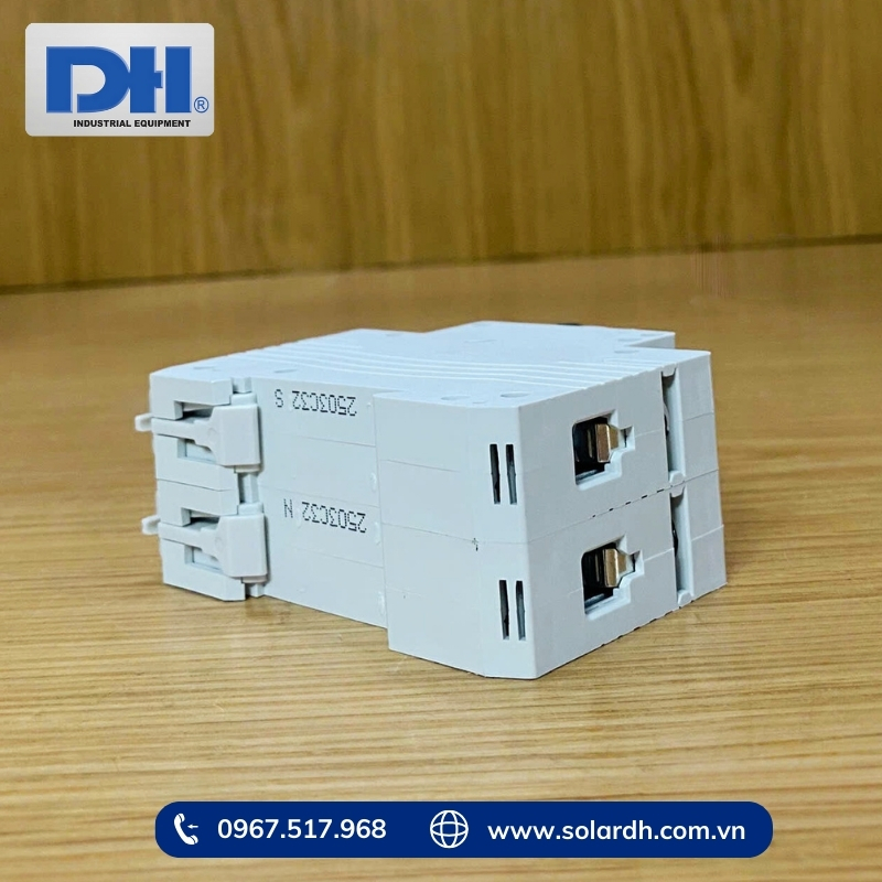 ​ MCB DC 2P 32A EKM1-63DC  