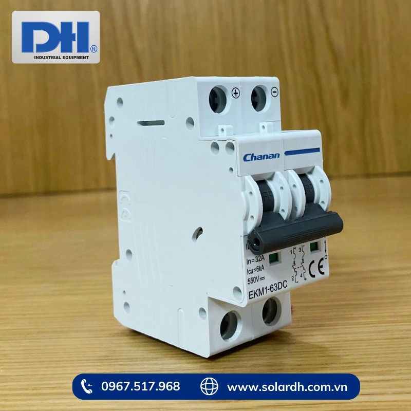 ​ MCB DC 2P 32A EKM1-63DC  ​