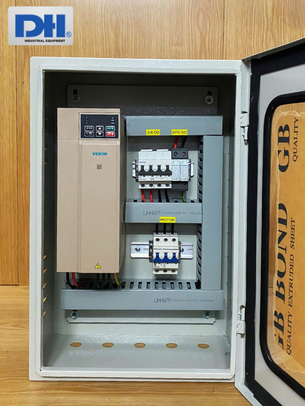 Tủ điện biến tần bơm 7.5kW 3 pha Veichi
