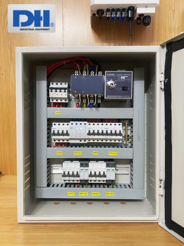 Tủ điện Hybrid 8-10-12kW 3 pha