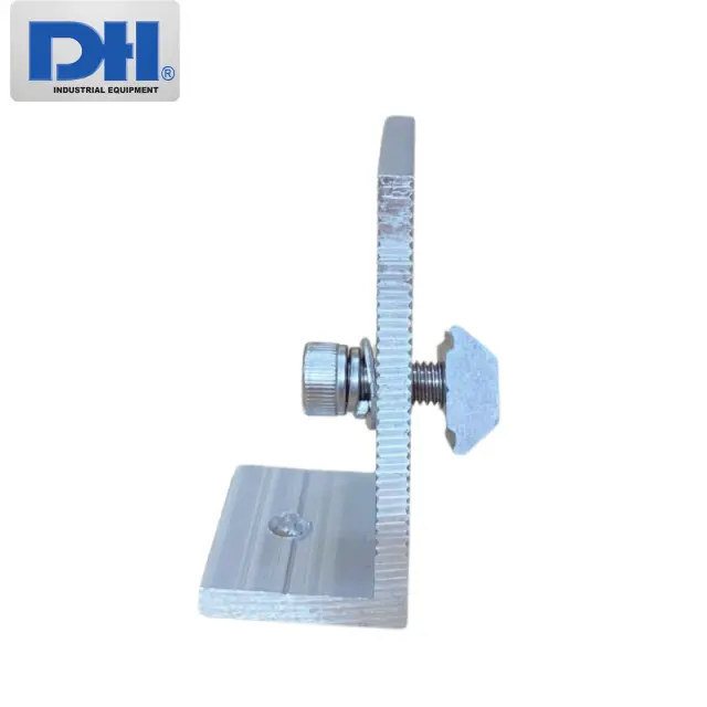 Chân L mái tôn lắp đặt tấm Pin mặt trời