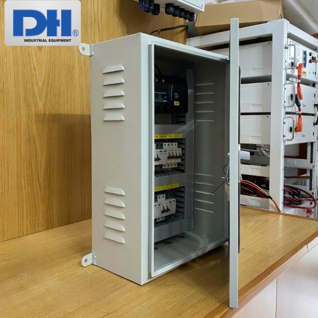 Tủ Điện Năng Lượng Mặt Trời Hybrid 6-10kW 1 Pha